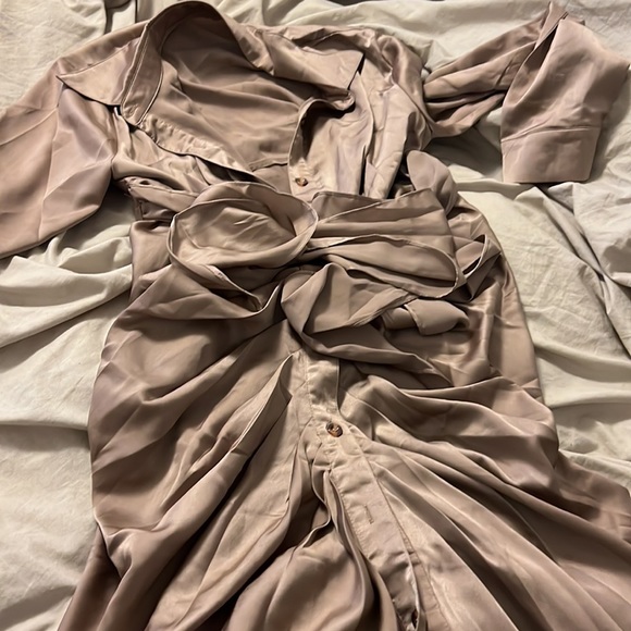 Dress - Picture 2 of 2